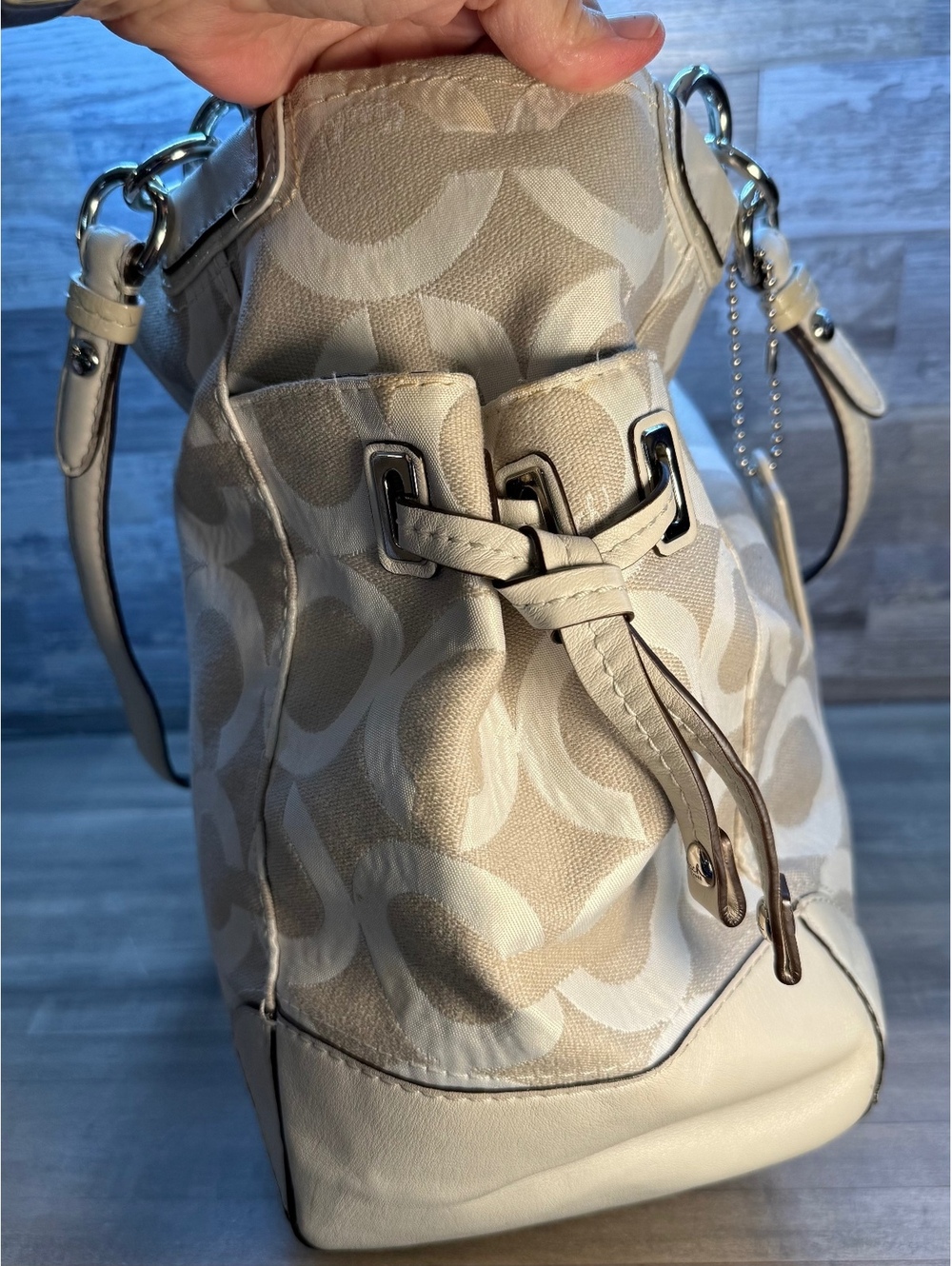 Coach Peyton Signature Op Art Shoulder Bag Cream Brown Leather (hbp1/cp22) - Picture 4 of 12